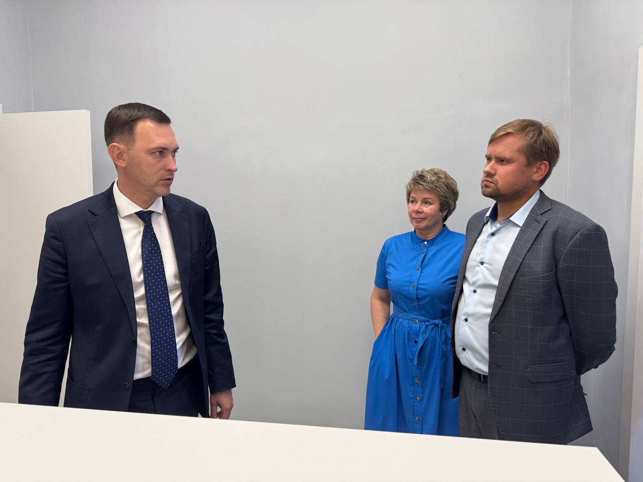 Максим Леонов осмотрел помещения подростково-молодежного клуба &quot;Орлёнок&quot;.